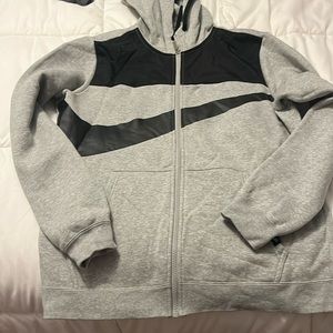Men’s Nike fill zip hooded sweat shirt size Large